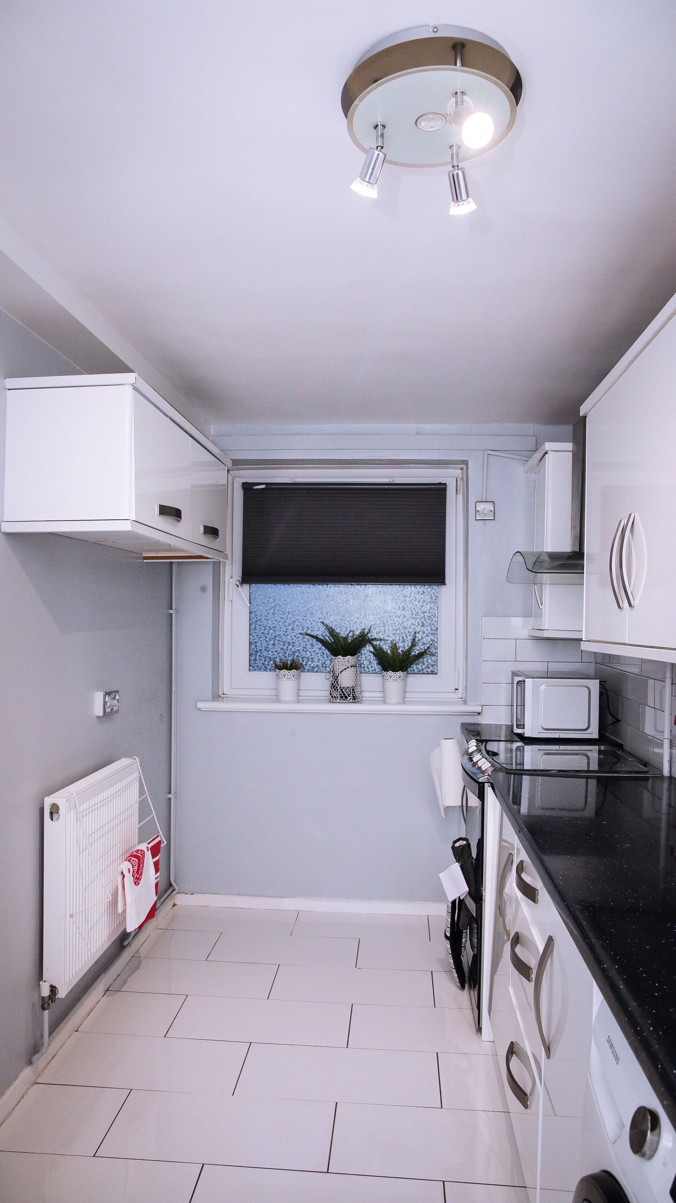 Apartment | Private kitchen | Fridge, microwave, oven, stovetop