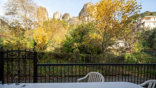 The Miller House under Meteora