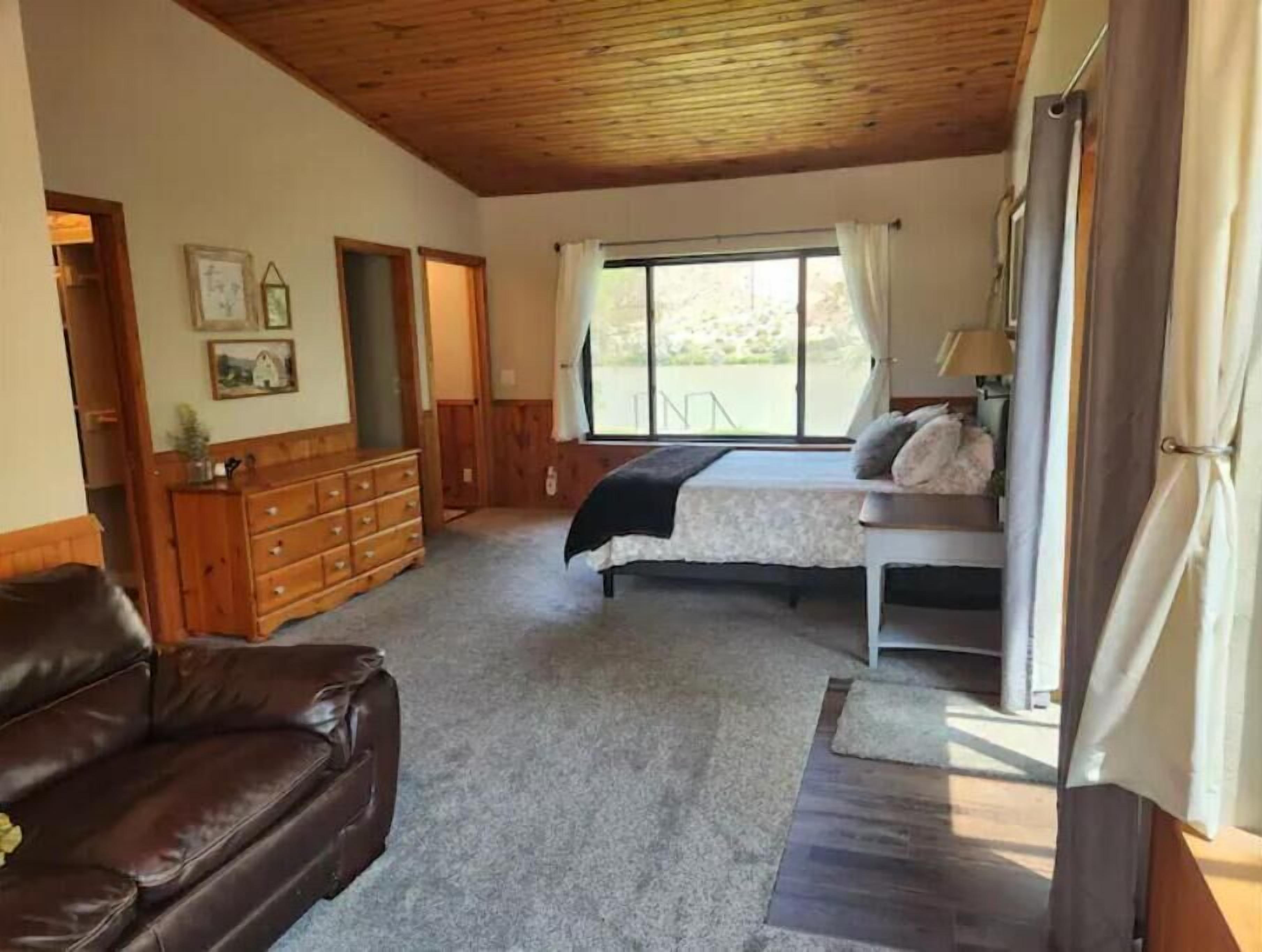 3 chambres, Wi-Fi gratuit, draps fournis
