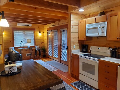 Mckenzie River Cabin 20 - Log Cabin Inn - Willamette National Forest