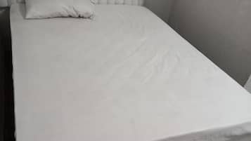 Shared Dormitory | Free WiFi