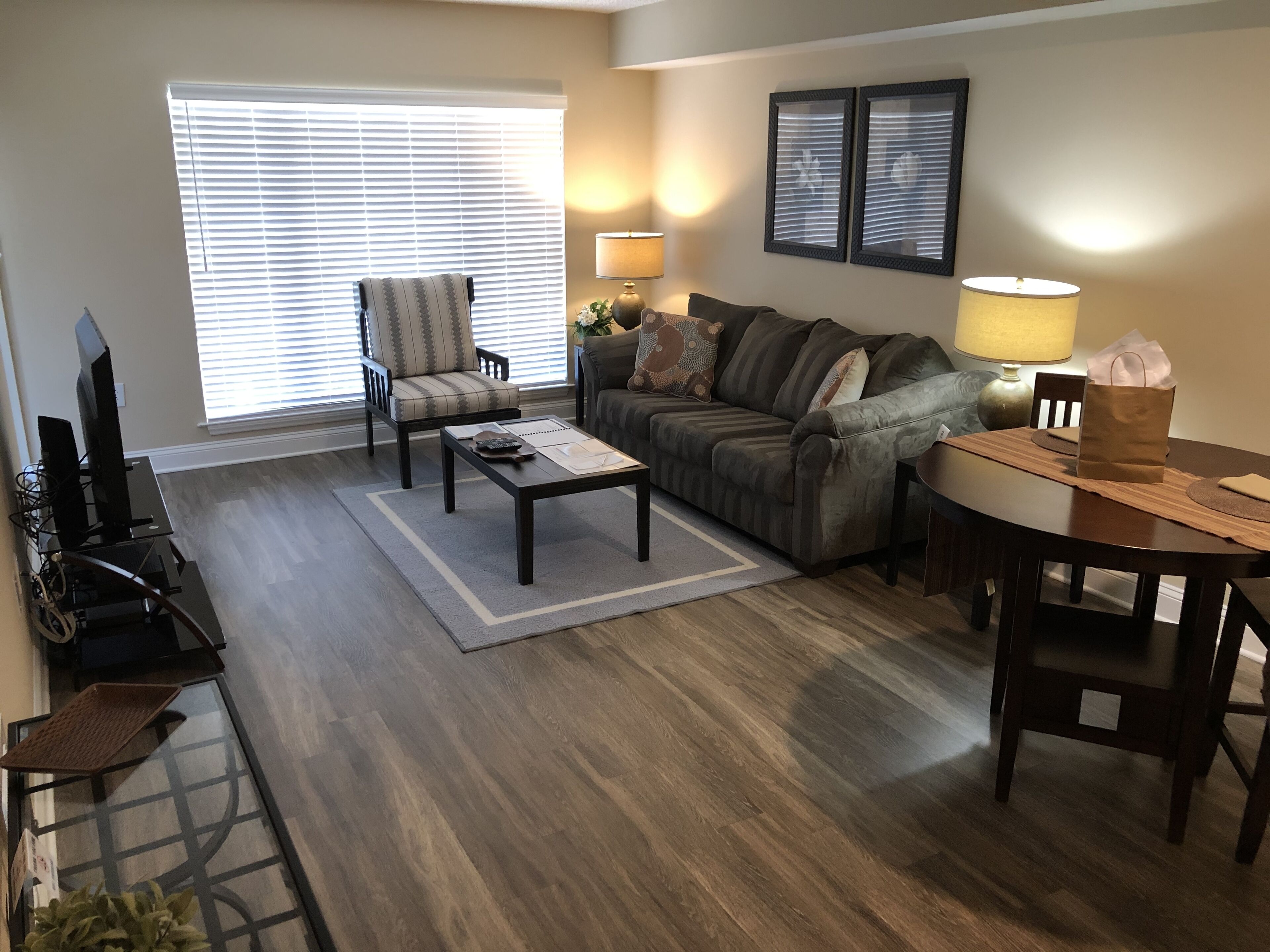 Convenient Comfortable uptown Charlotte 1BR/1BA apartment home