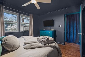1 chambre, fer et planche à repasser, Wi-Fi, literie fournie