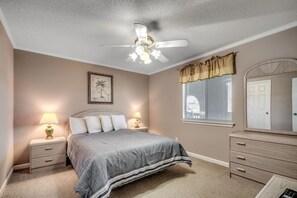 2 chambres, fer et planche Ă repasser, Wi-Fi gratuit, draps fournis