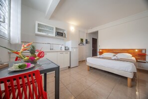 Strykejern/-brett, wi-fi (inkludert) og sengetøy