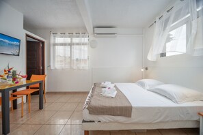 Iron/ironing board, free WiFi, bed sheets - Studio 104 - Alpinia - proche plage (Les Trois-Îlets)