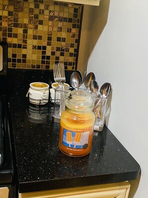 Food and drink - Cozy & Private One Bedroom Apartment-  (Queens)