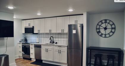 Urban Oasis, OTR Near Casino & Downtown! - 2 beds