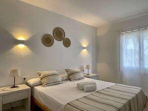 5 Schlafzimmer, Bügeleisen/Bügelbrett, WLAN, Bettwäsche