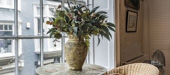 The Old Post Office - Truly unique, quirky house