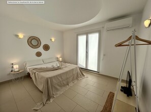 4 bedrooms, iron/ironing board, travel cot, WiFi