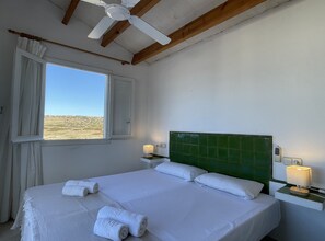 4 Schlafzimmer, Bügeleisen/Bügelbrett, Reisekinderbett, WLAN