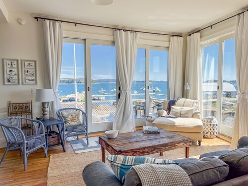 Seabreeze on the Harbor 2 - Stunning Island Retreat perched on Stonington Harbor