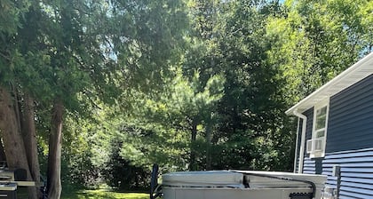 3-bedroom vacation home just 2 minutes to Lake Michigan