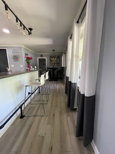 3-bedroom vacation home just 2 minutes to Lake Michigan