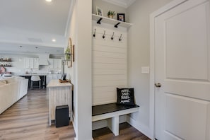 Interior - Perfect Master's Rental (Grovetown)