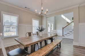 Dining - Perfect Master's Rental (Grovetown)