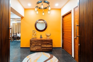 In-room safe, desk, soundproofing, bed sheets
