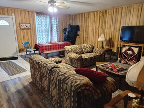 TV, DVD player, books
