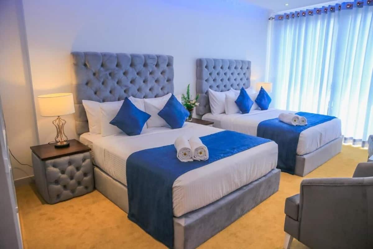 Egyptian cotton sheets, premium bedding, free WiFi, bed sheets