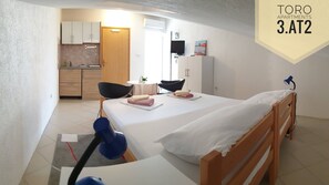 1 bedroom, WiFi, bed sheets