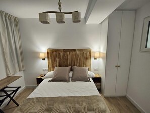 2 bedrooms, free WiFi - Apartamentos Santander 2 (Santander)