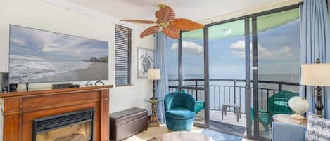 Télévision, cheminée