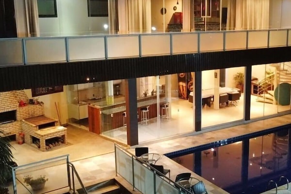 Deluxe Villa | Outdoor dining