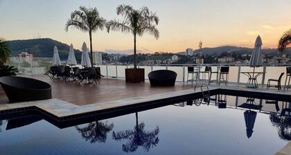 Mansao no centro São Roque