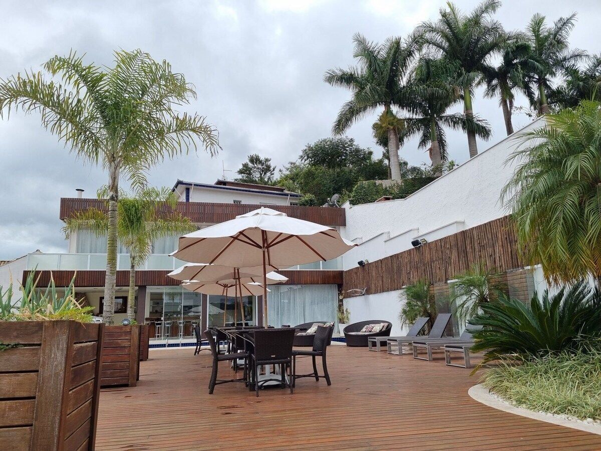 Deluxe Villa | Outdoor dining