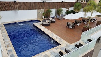 Deluxe Villa | Pool | Outdoor pool