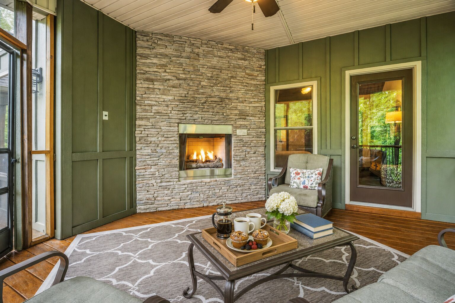 Luxury Mountain Lodge  4br  Pool Table + Ps5  Fireplace  Views - Massanutten, VA