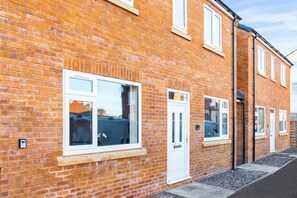 Exterior - There is 1 bedroom with 1 small double bed, able to comfortably accommodate 2 guests. (Cradley Heath)