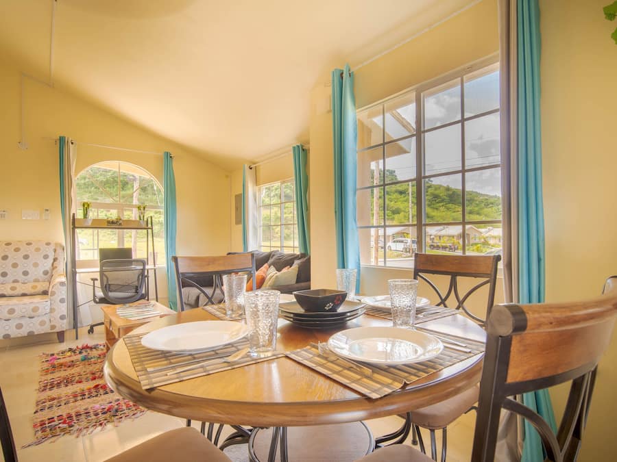 Comfort House | Private kitchen | Full-size fridge, oven, stovetop, cookware/dishes/utensils