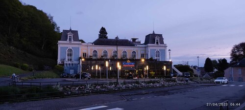 LA ROSERAIE, loft 51 m2, à 2 mn des Thermes, SPA Aquensis, Casino,