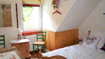 7 Schlafzimmer, Bügeleisen/Bügelbrett, Reisekinderbett, kostenloses WLAN
