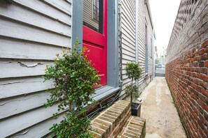 Exterior detail - Updated Bourbon Street Condo w/ Smart TVs! (New Orleans)