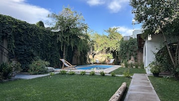 Piscina stagionale all'aperto