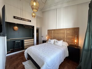Design Room | Individually decorated, free WiFi, bed sheets - Oeste Suites (Mendoza)