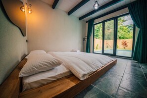 Deluxe-Villa, 3 Schlafzimmer, Nichtraucher, Bergblick | Schreibtisch, laptopgeeigneter Arbeitsplatz, kostenlose Babybetten