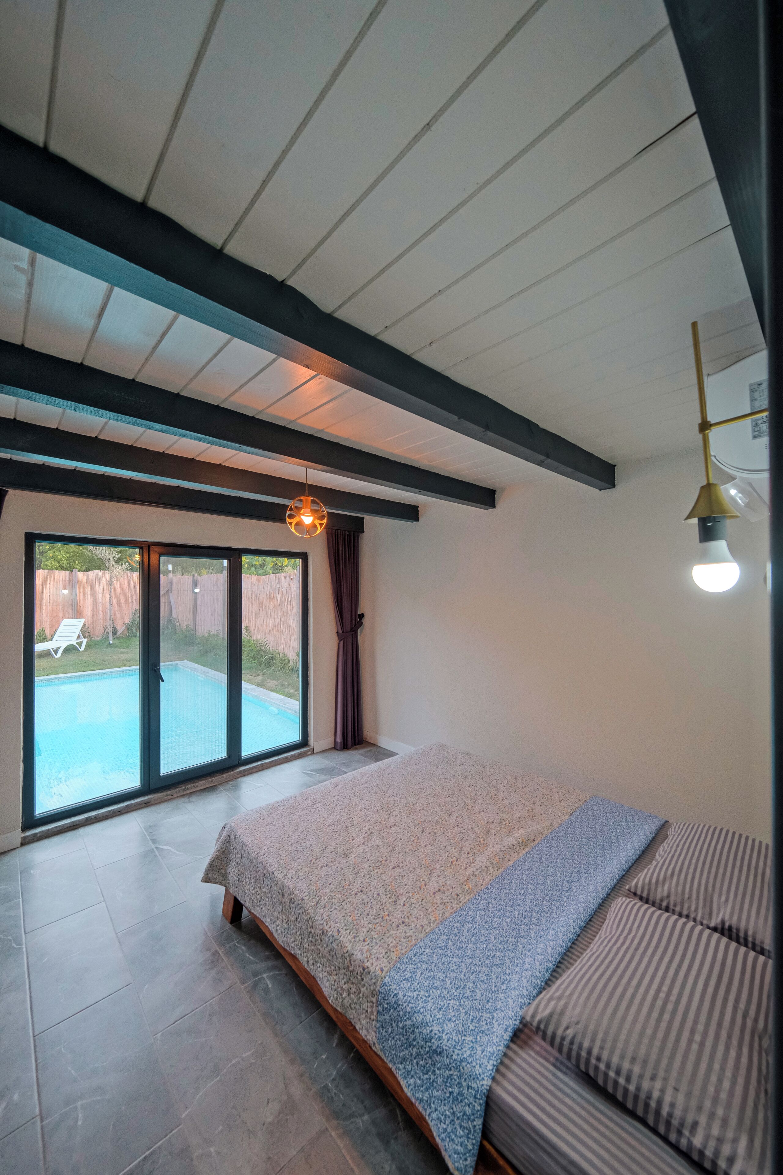 Elite Villa, 3 Bedrooms, Non Smoking, Mountain View | Desk, laptop workspace, soundproofing, cribs (free)
