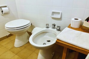Hair dryer, towels - Studio in Bariloche for two people (San Carlos de Bariloche)