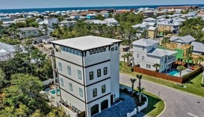 Exterior - Private Beach! Sleeps 26-Pool- Golf Cart-Elevator-Putting Green (Miramar Beach)