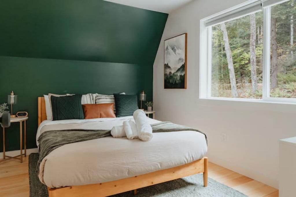 2 bedrooms, desk, iron/ironing board, free WiFi