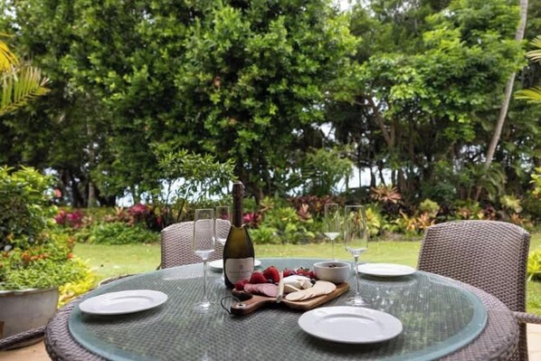 Outdoor dining