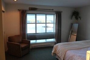 2 soverom, strykejern/-brett, wi-fi og sengetøy