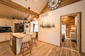3 chambres, bureau, fer et planche à repasser, Wi-Fi gratuit
