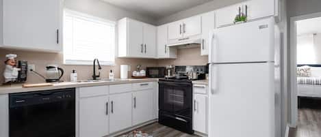 Microwave, oven, stovetop, dishwasher