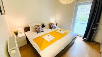 3 bedrooms, iron/ironing board, free WiFi, bed sheets