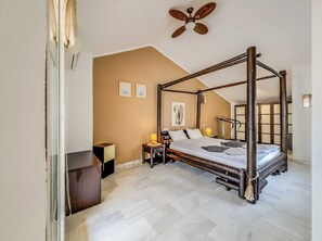 2 quartos, ferros/tábuas de passar roupa, Wi-Fi de cortesia